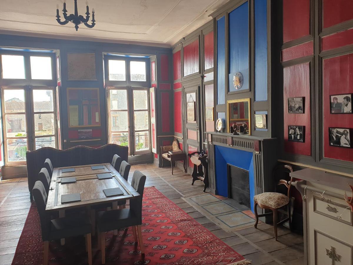 Le Chateau Châteauponsac Kültér fotó
